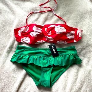 👙 TOP- Lilo and Stitch Hawaiian print bikini